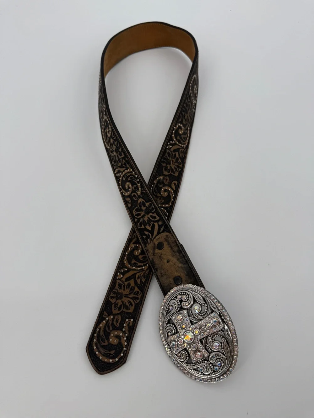 Justin Boots Leather Belt With Cross Buckle